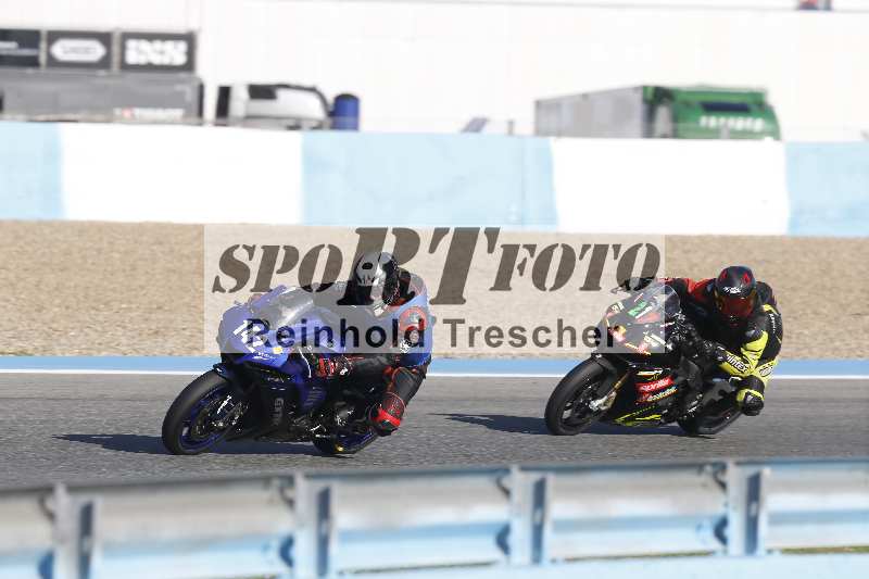 Archiv-2025/01 24.-27.01.2025 Moto Center Thun Jerez/gruen-green/217